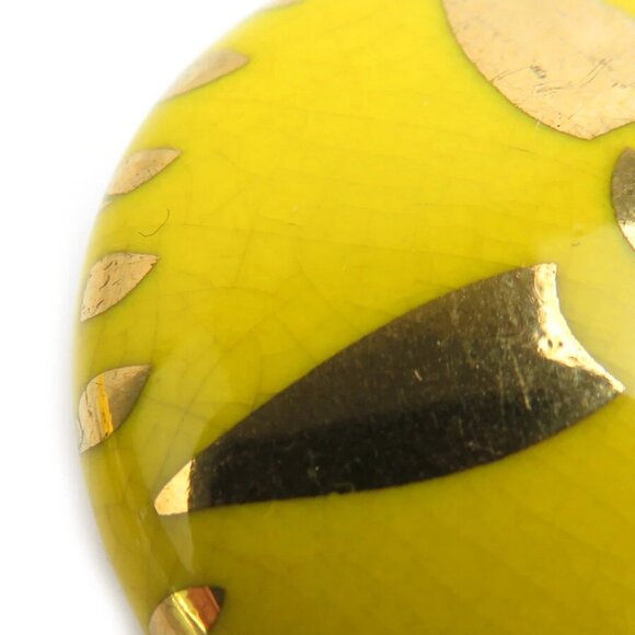 Auth CHANEL CC Logo Clip on Earrings Yellow Gold Metal/Pottery - Picture 6 of 8